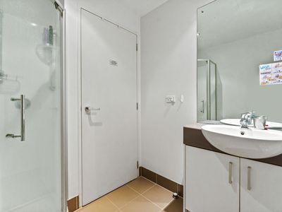 D8/71 Spencer Road, Albany