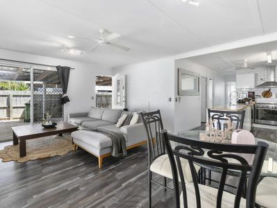 28 Pines Avenue, Cooroibah