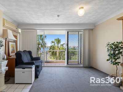 25 / 30 Marine Parade, Southport