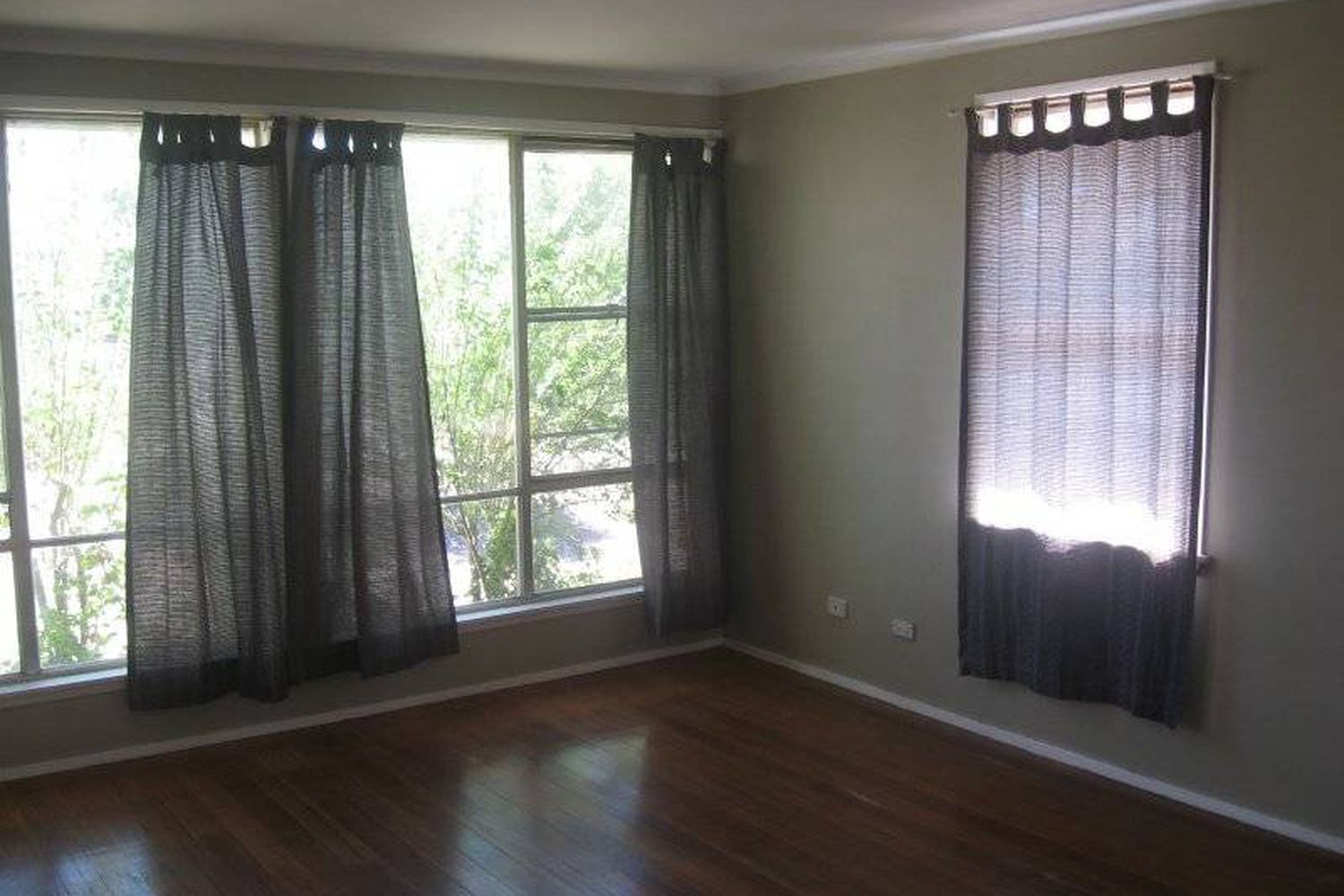 42 Winifred Street, Horsham