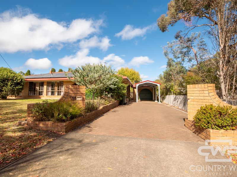 65 Oliver Street, Glen Innes