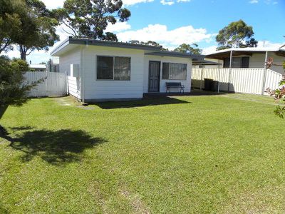 25 Lyons Road, Sussex Inlet
