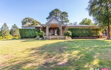 6 Medley Close, Harkaway