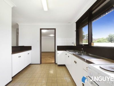 42 Essendon Street, St Johns Park