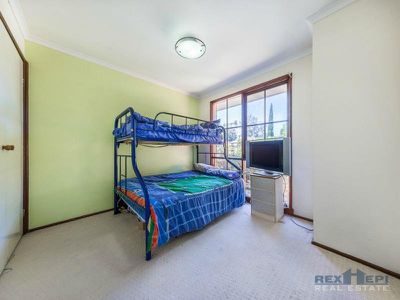 13 Edeys Run, Hampton Park
