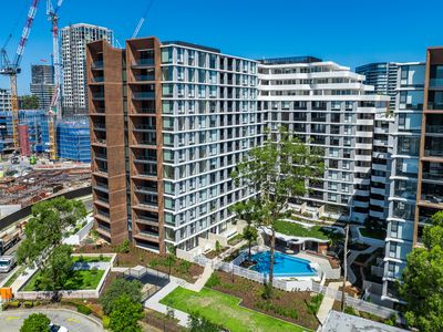 602 / 104 Fairway Drive, Norwest