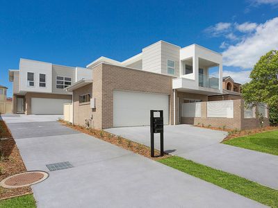 1 / 28 Lord Howe Avenue, Shell Cove