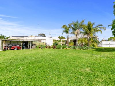 22 Oak Street, Seymour