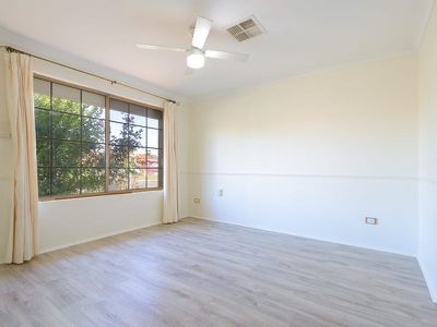 124 The Avenue, Warnbro