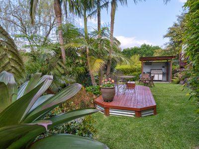 10 Saguaro Ct, Tamborine Mountain