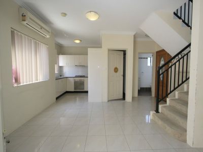 4 / 23 Guilford Road, Guildford