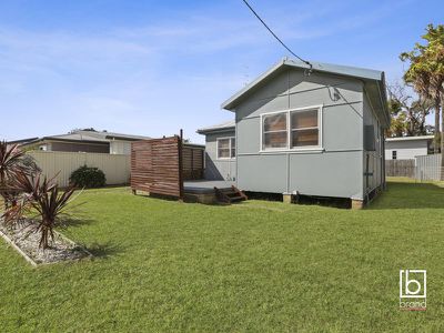15-15A Third Avenue, Toukley
