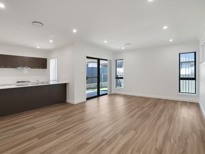 17 Mcclelland Street, Rouse Hill