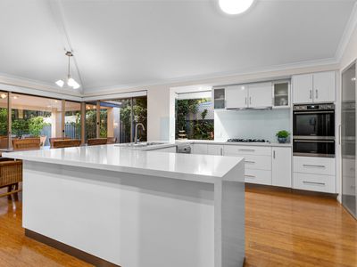 5 Flecker Court, Winthrop