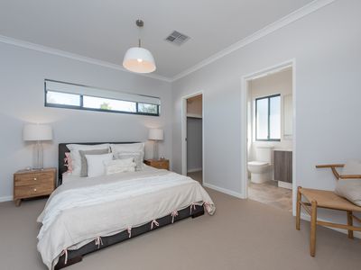 6c Salmar Way, Westminster