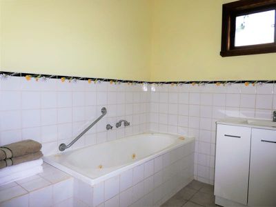 14 Smythe St, Avenel