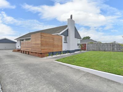 25 Dunstan Crescent, Hornby