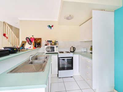 1 / 15 Primary School Court, Maroochydore
