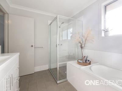 24 Bolwarra Avenue, Ulladulla