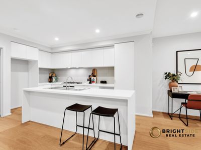 19  Locanda Walk, Clyde North