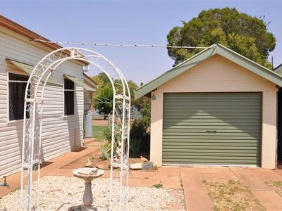 110 Farnell Street, Forbes
