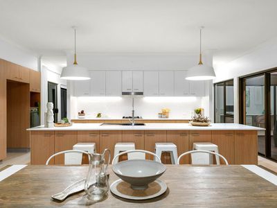 17 Mossvale Drive, Wakerley