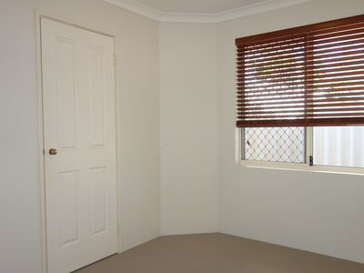 3/8 Piedmont Court, Nollamara