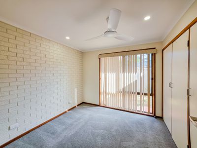 5 / 1 Drinnan Close, Surf Beach