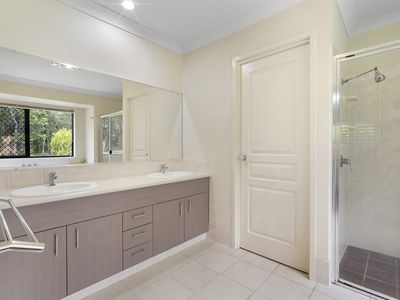 163 Bayley Road, Pine Mountain