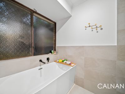 16 Tintal Way, Bateman
