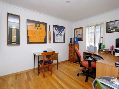78 South Street, Forster