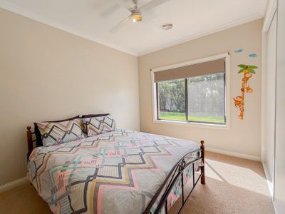 8 Merit Crescent, Swan Hill