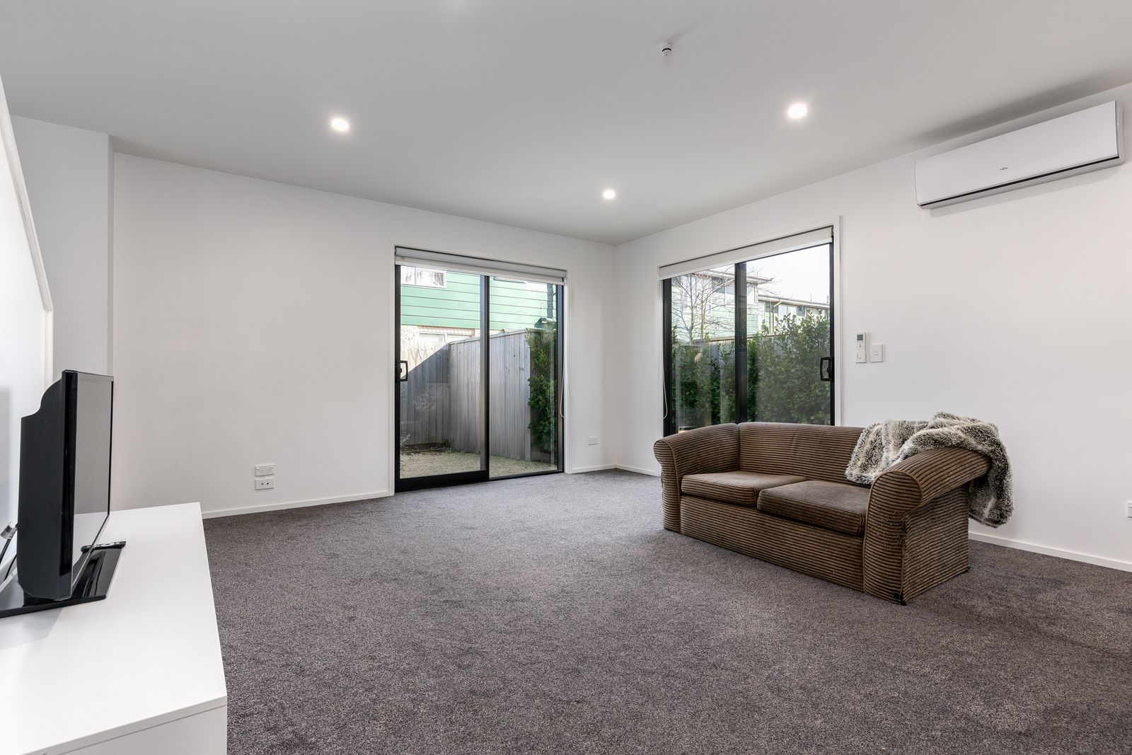 Unit 1 / 21 Hargest Crescent