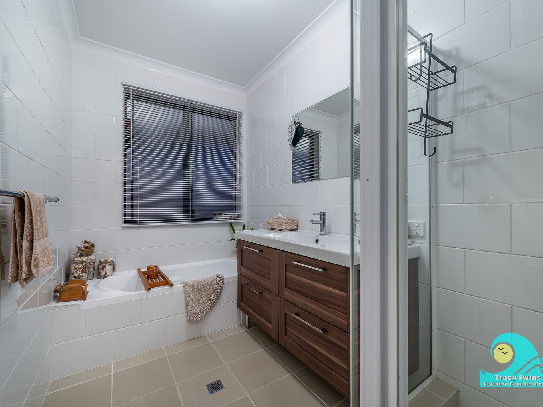 86 Lagoon Drive, Yanchep