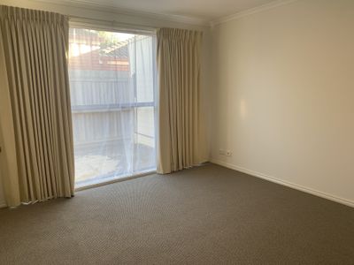 2 / 31 Francis Street, Belmont