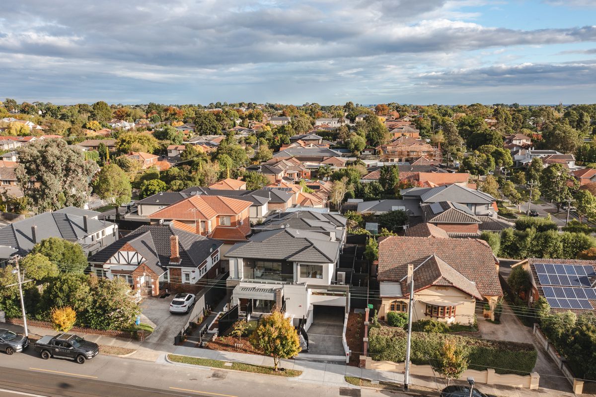 2 / 480 Whitehorse Road, Surrey Hills