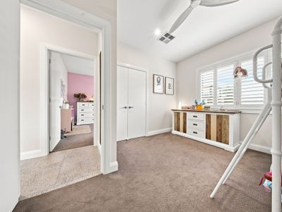 73 Deakin Street, Oak Flats