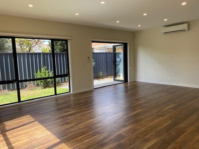 10 King Street, Werribee