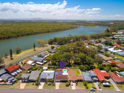 7 King George Parade, Forster