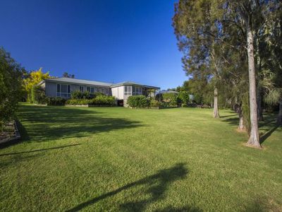14 Sanderling Place, Bawley Point