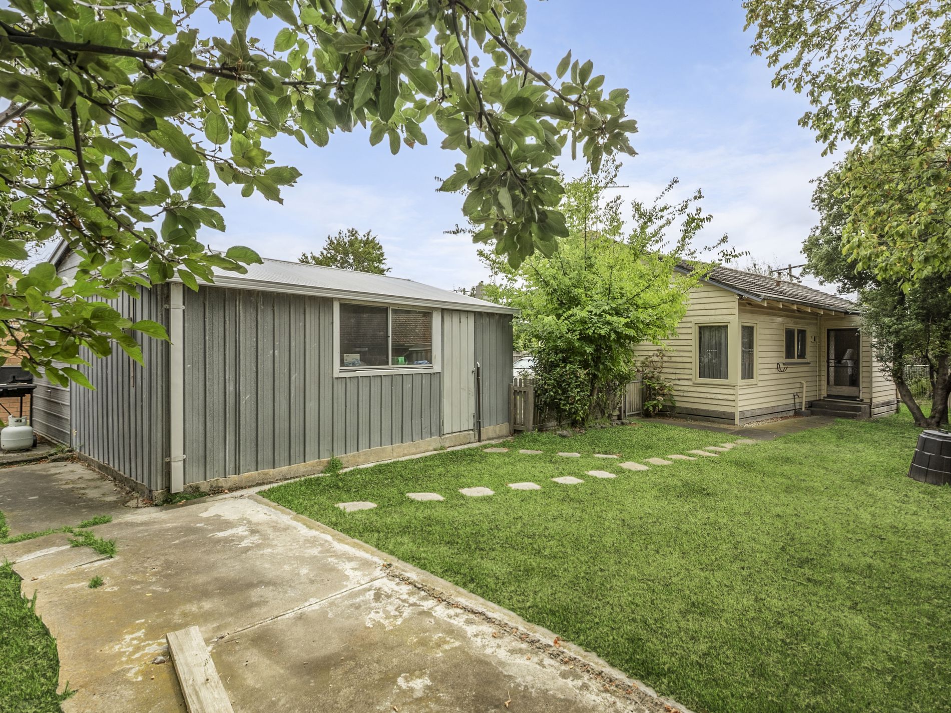 15 College Street, Newtown