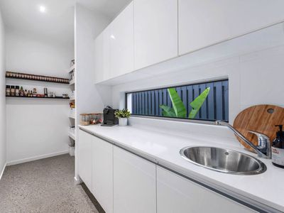 9 Foxwood Circuit, Wakerley
