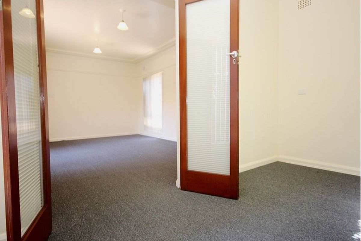 1 / 30 Hospital Road, Concord West