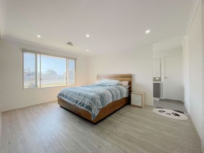 8a Yale Road, Thornlie