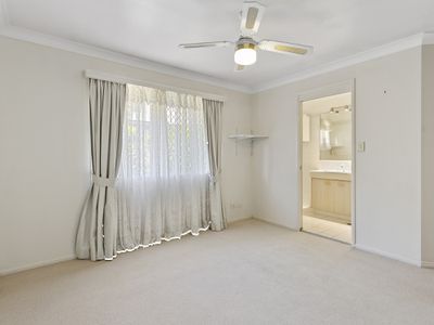 94 Passerine Drive, Rochedale South