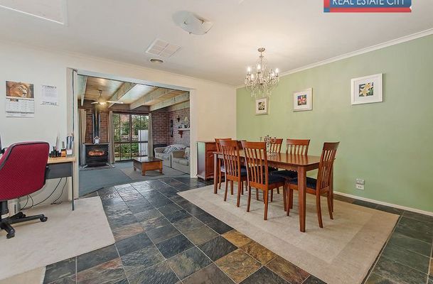 43 Farnborough Avenue, Craigieburn