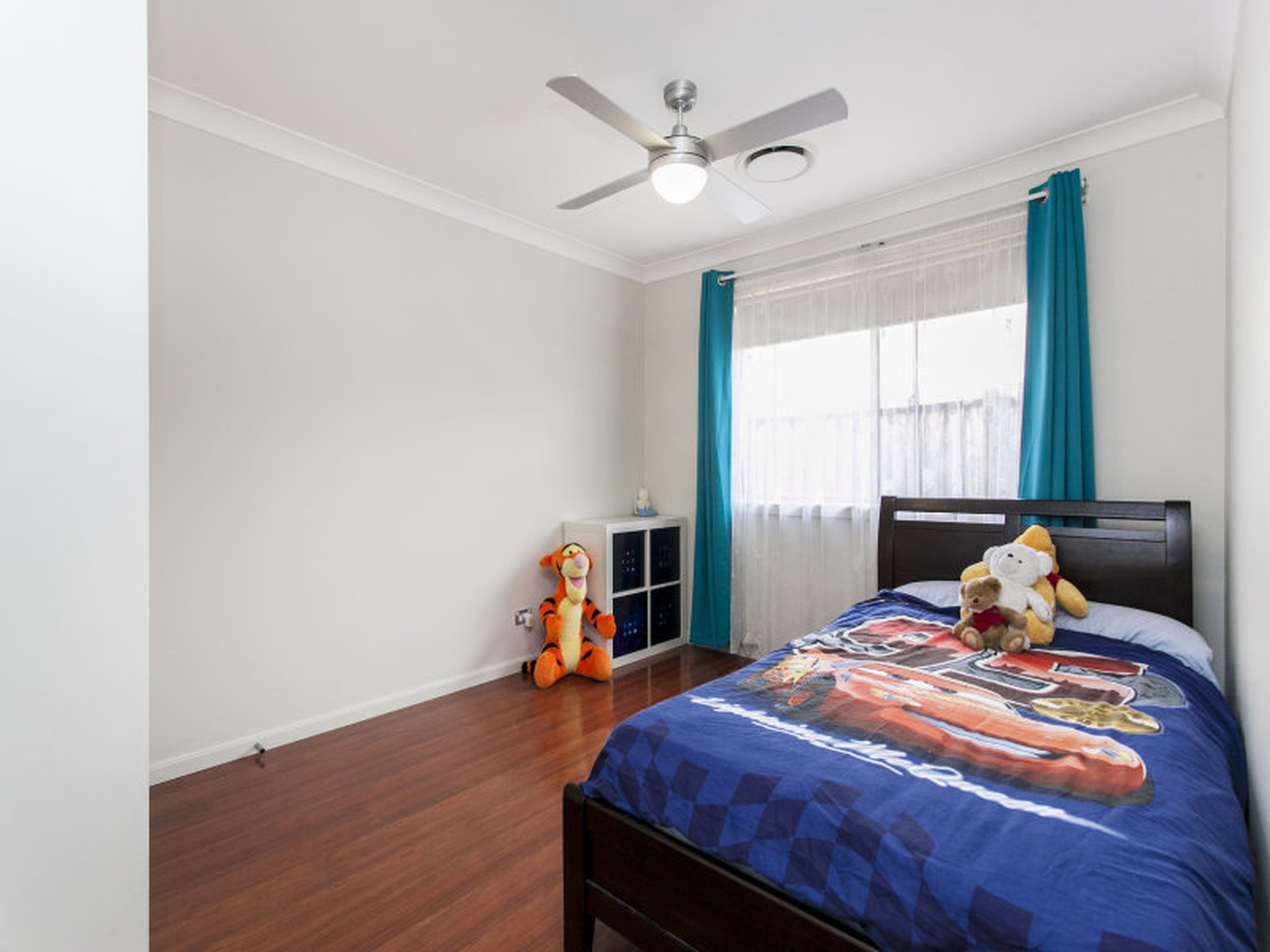 36 Central Park Drive, CLAREMONT MEADOWS