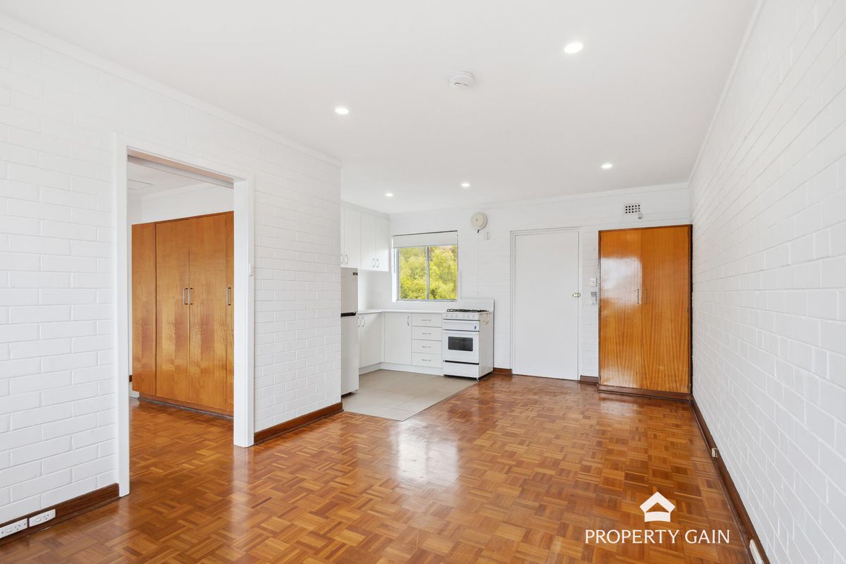 9 / 82 Broadway, Crawley