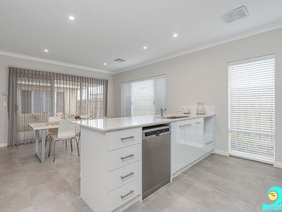 30 Seaside Avenue, Yanchep