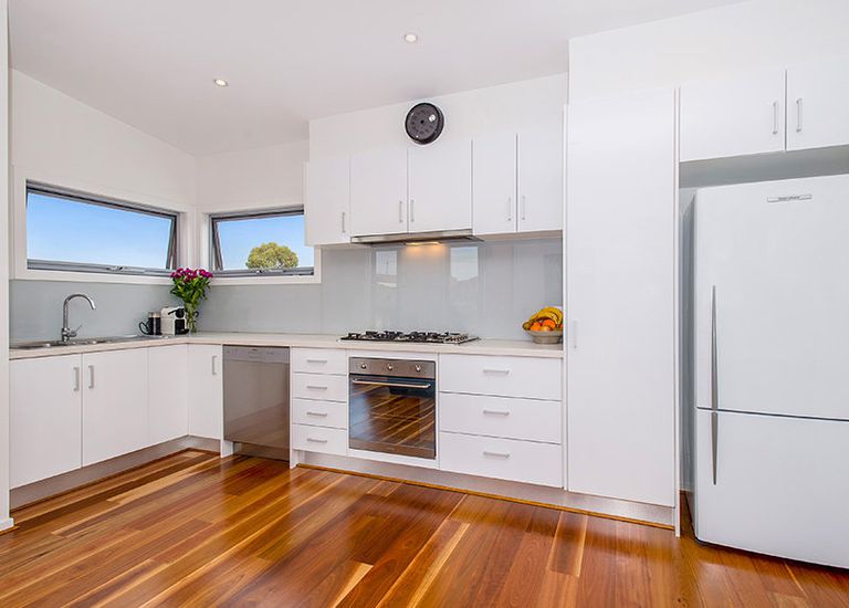 3 / 30 Irvine Crescent, Brunswick West